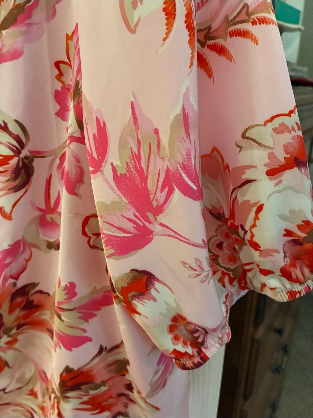 NWT Talbots Pink Floral Satin Charmeuse Blouse SZ MP Current 2026 - Picture 4 of 5
